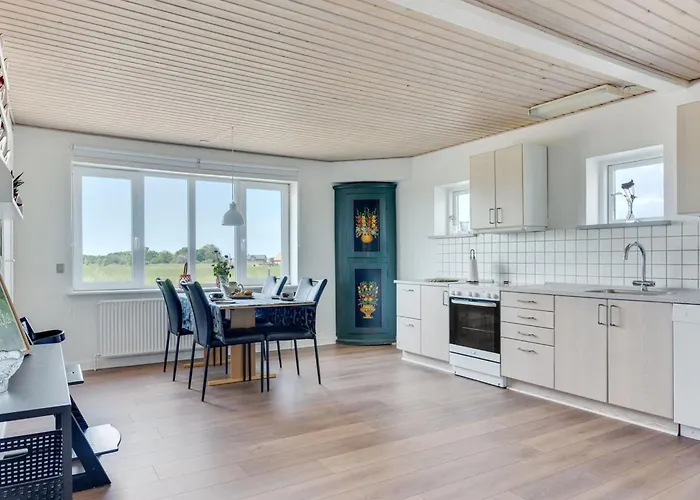 Iina - 13km From The Sea By Interhome Vakantiehuis